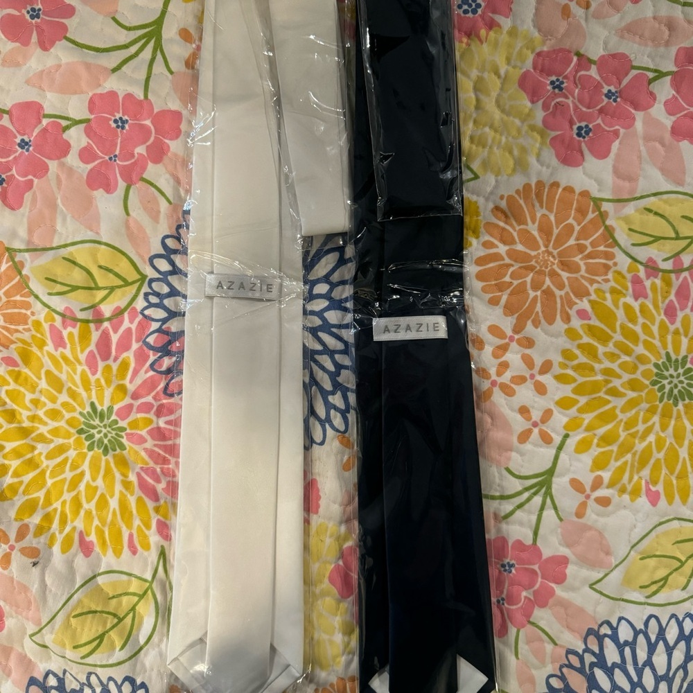 New mens Azazie navy and white ties 62” - Picture 3 of 3